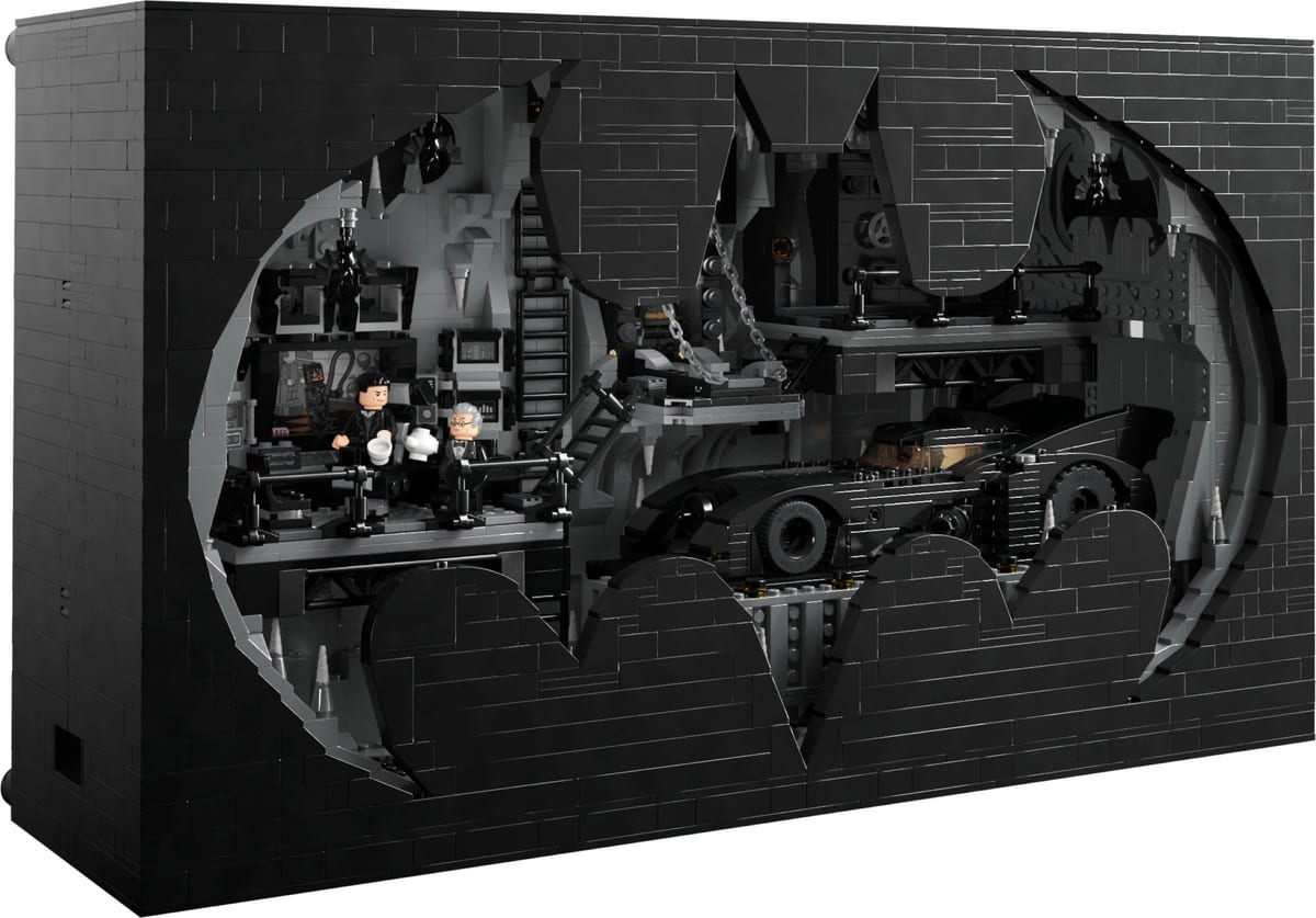 DC: Batcave Shadowbox